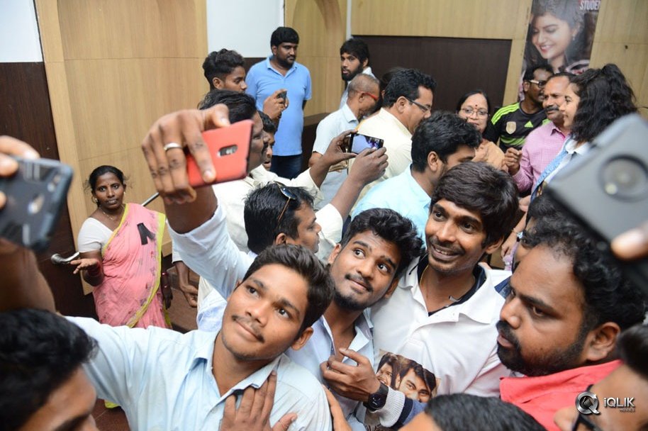 London-Babulu-Movie-Team-at-AVN-college-Vizag